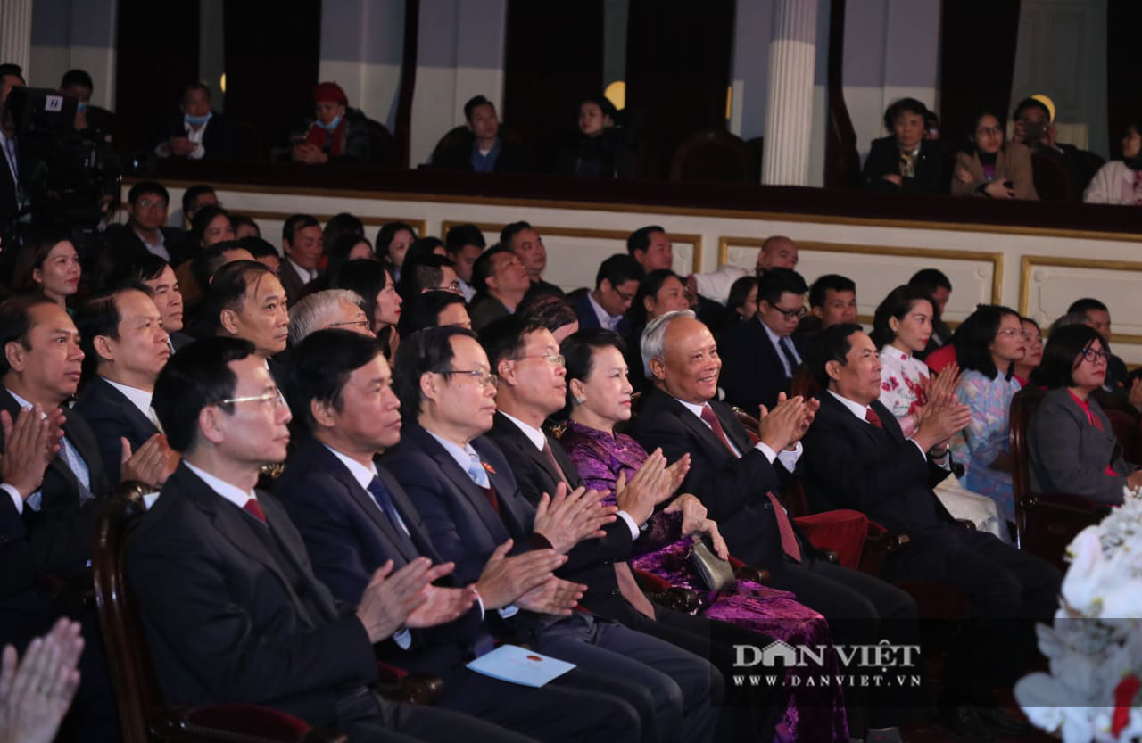 Toàn cảnh Lễ trao Giải báo chí 75 năm Quốc hội Việt Nam - Ảnh 3.